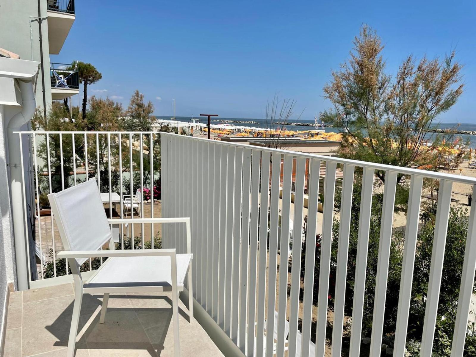 Villa Le Agavi Luxory Beach Surfhouse Bellaria-Igea Marina Exterior photo